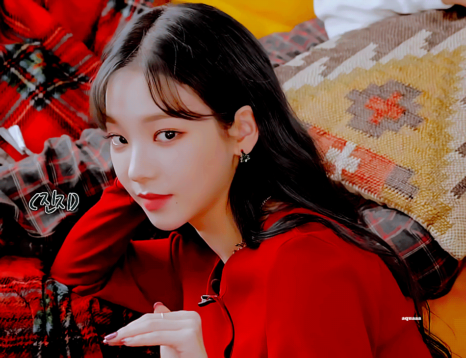  에스파 카리나 크리스마스 스웨터 VLIVE