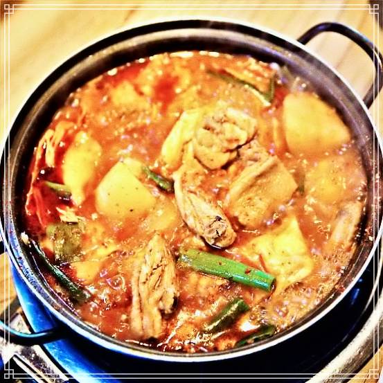  2071회 생방송오늘저녁 사당역 근처 맛집 감자탕 김대호 아나운서 퇴근후엔 묵은지 매운 뼈찜 가격 위치 어디
