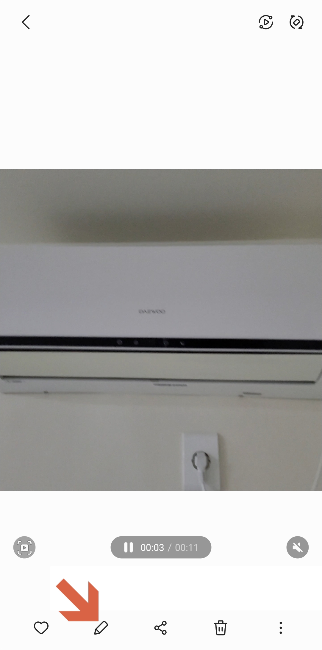 갤러리 동영상 편집 모드로 들어가기