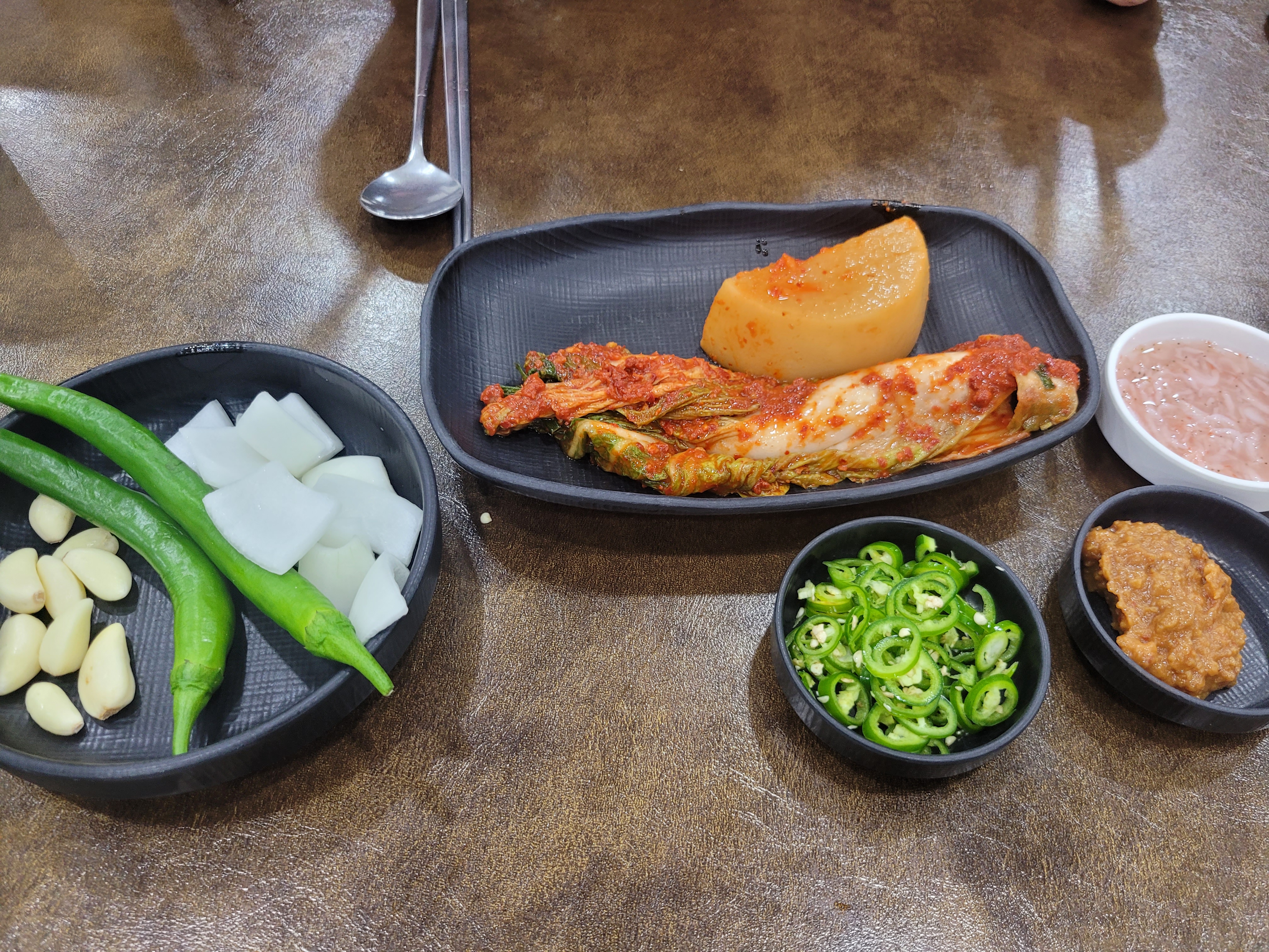 대한민국 일등 국밥집 가가국밥 육수맛이 일품입니다.