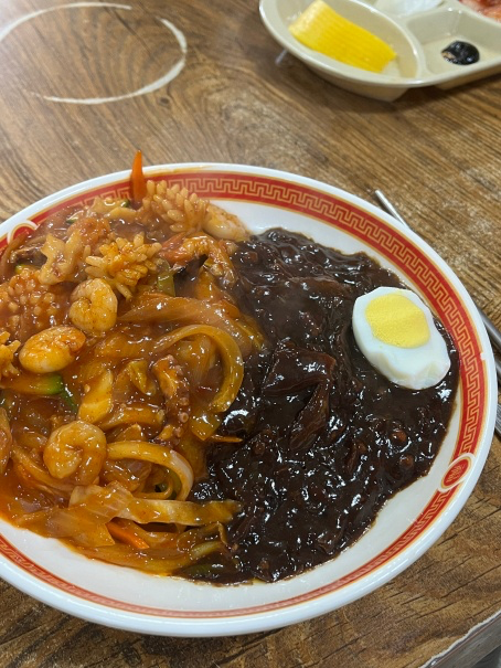 나래궁-짬짜면