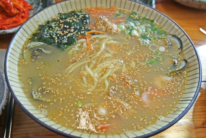제주 성게국수