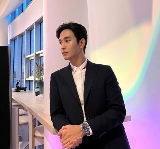 600억 날릴 위기 김수현&amp;#44; 디즈니+가 소송 걸면 끝장난다?! 위약금만 200억 김수현 파산할 가능성&amp;#44; 김수현 7억 아끼려다 200억 날릴 판