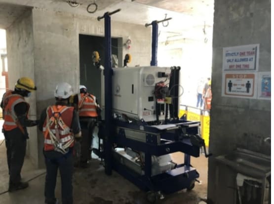 세계 최초의 엘리베이터 설치 자동 로봇 시스템 VIDEO: Schindler&#39;s autonomous robotic installation system for elevators