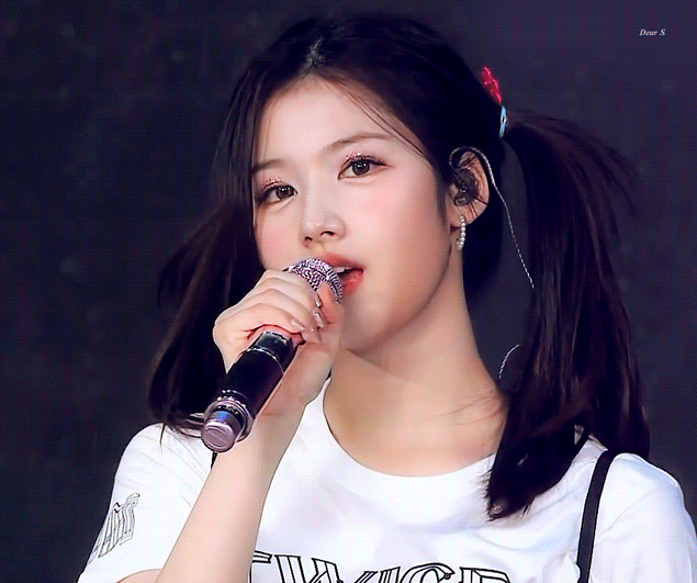  트와이스 사나 예쁜 사진 움짤 gif