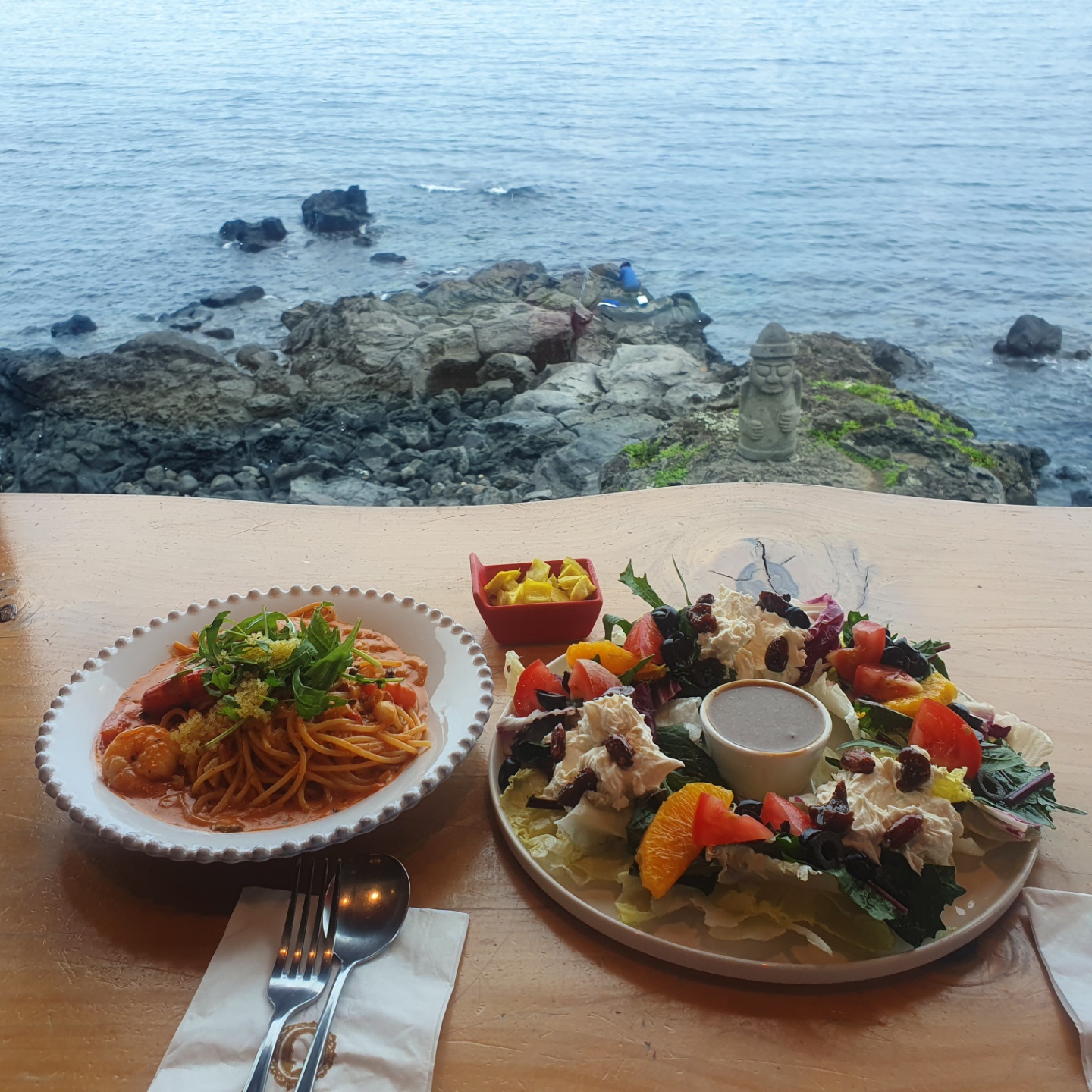  제주 오션뷰 카페, 제주 타르트 맛집 추천(용담동, 앙뚜아네뜨 용담점)_제주공항근처 해안가 전망 좋은 카페