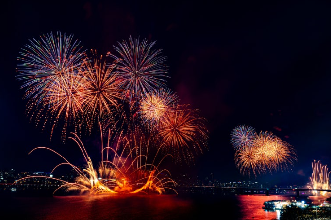 2024 서울세계불꽃축제: 골든티켓 이벤트와 잔디좌석 예매 가이드