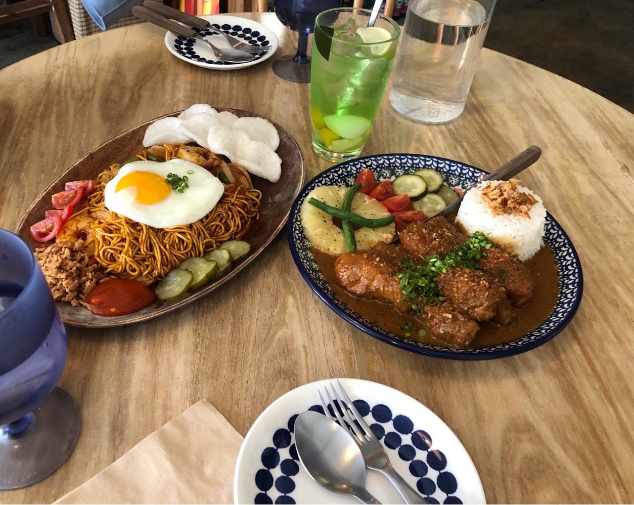  [내돈내산][연남/홍대] 인도네시아 음식 맛집 발리문 다녀온 후기 (feat. 치킨스튜와 미고랭)