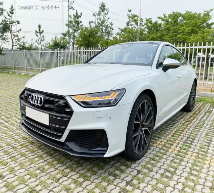 아우디 S7 사진