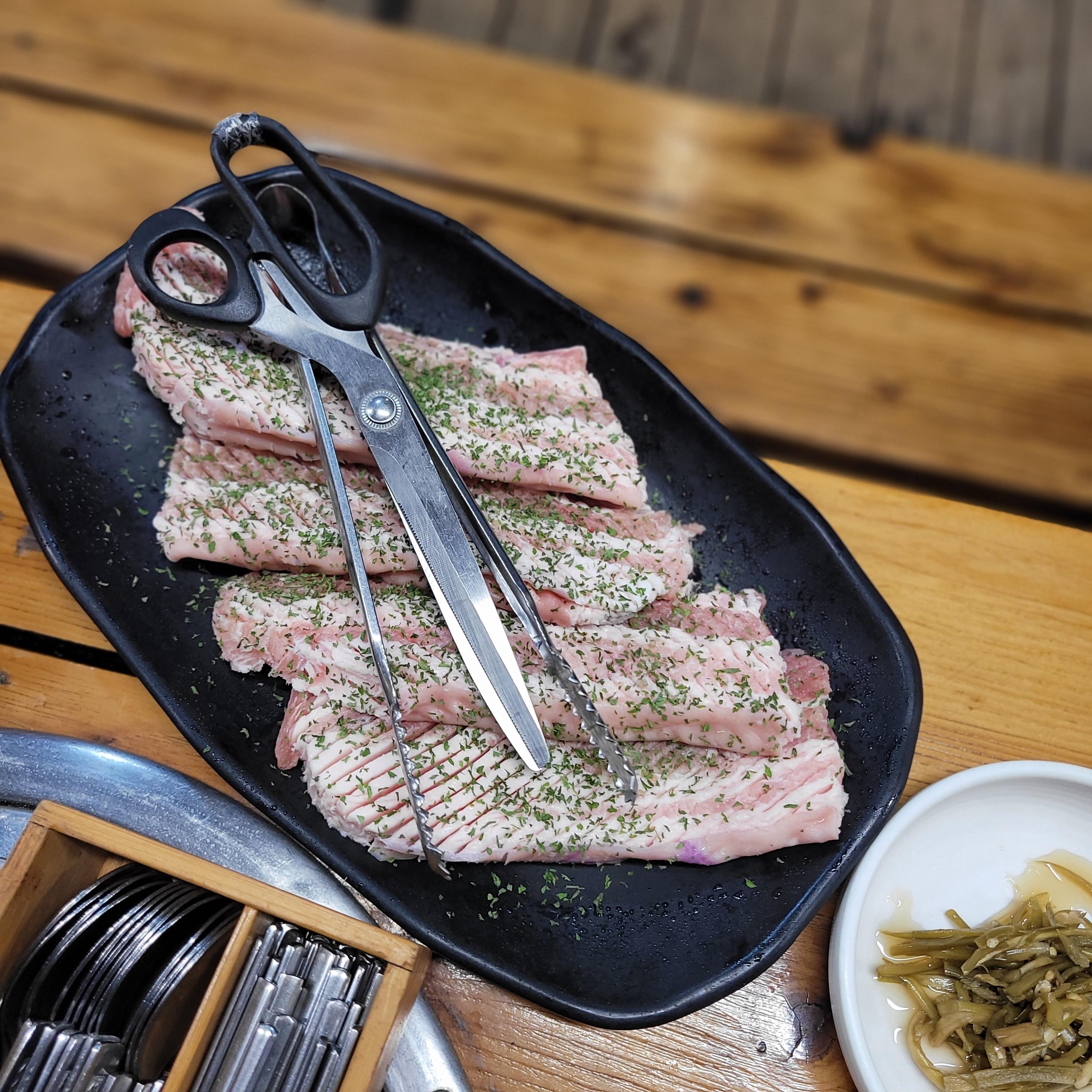 제주도 서귀포맛집 돌돌이 숯불갈비 흑돼지삼겹살
