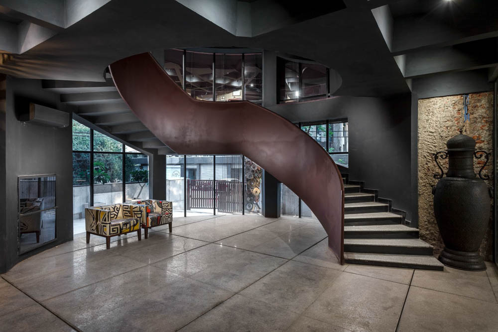 RUG REPUBLIC HEADQUARTERS | A&C