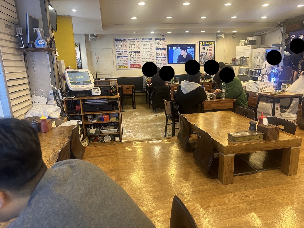 입식-테이블-전경