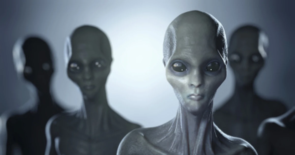  UFO, 외계인, 타락천사와 굿캅/배드캅 내러티브 | 저스틴 폴