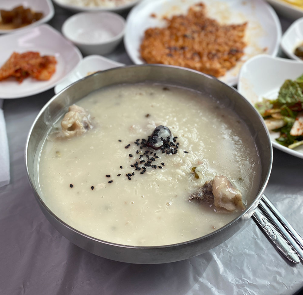  청송 신촌약수터 닭백숙 맛집 신촌안동식당 닭불백 추천
