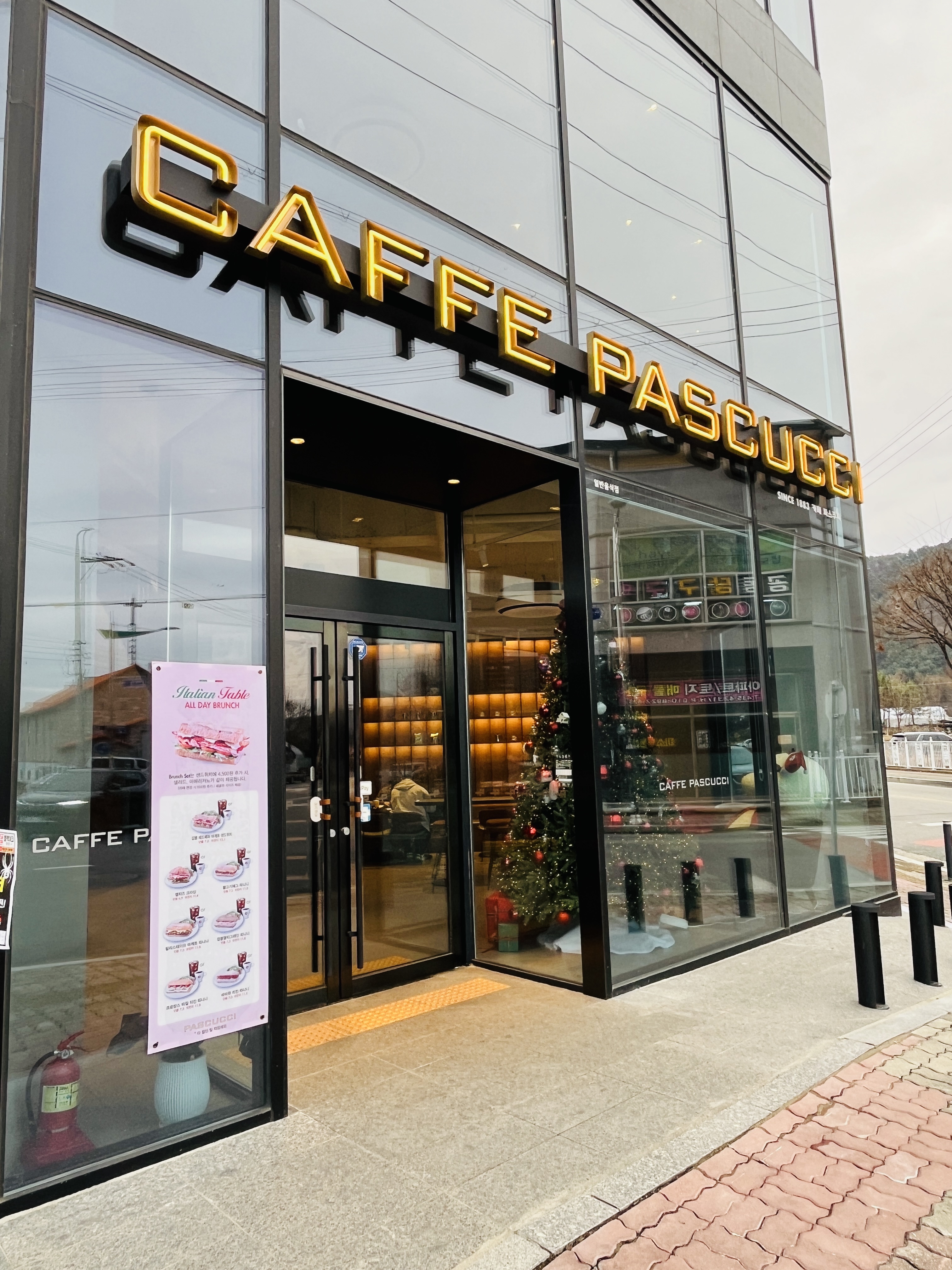 카페파스쿠찌 이미지