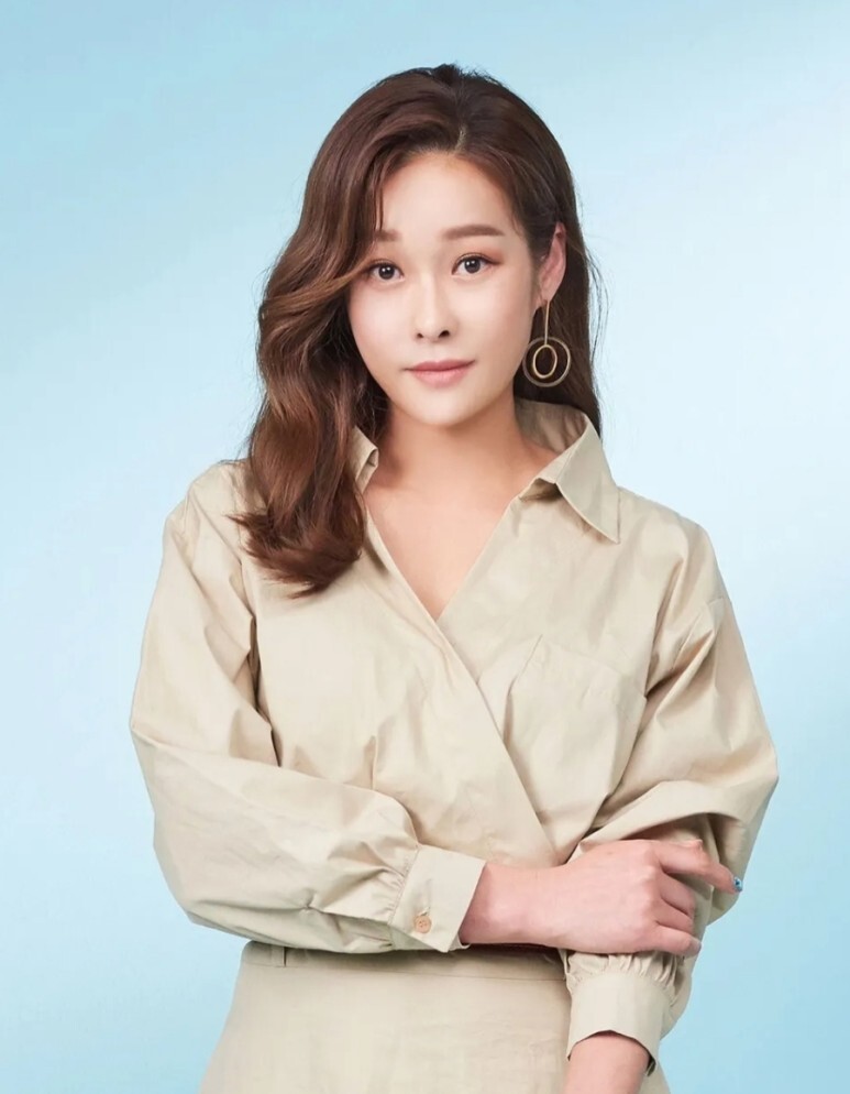  방송인 현영 맘카페 상테크 사기 월 7% 이자에 속았다 상품권 재테크 피해자 나이 남편 최원희 인스타 카톡 뽀나미슈 (+디스패치)