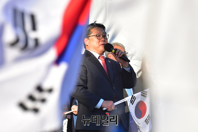 비상구라이브 이미지