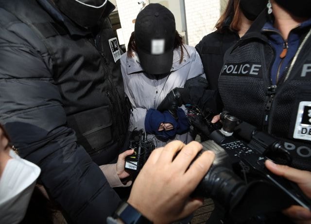  [속보] 구미 3살 여아, 이사갈 당시 살아있었다…엄마가 촬영한 사진 발견돼