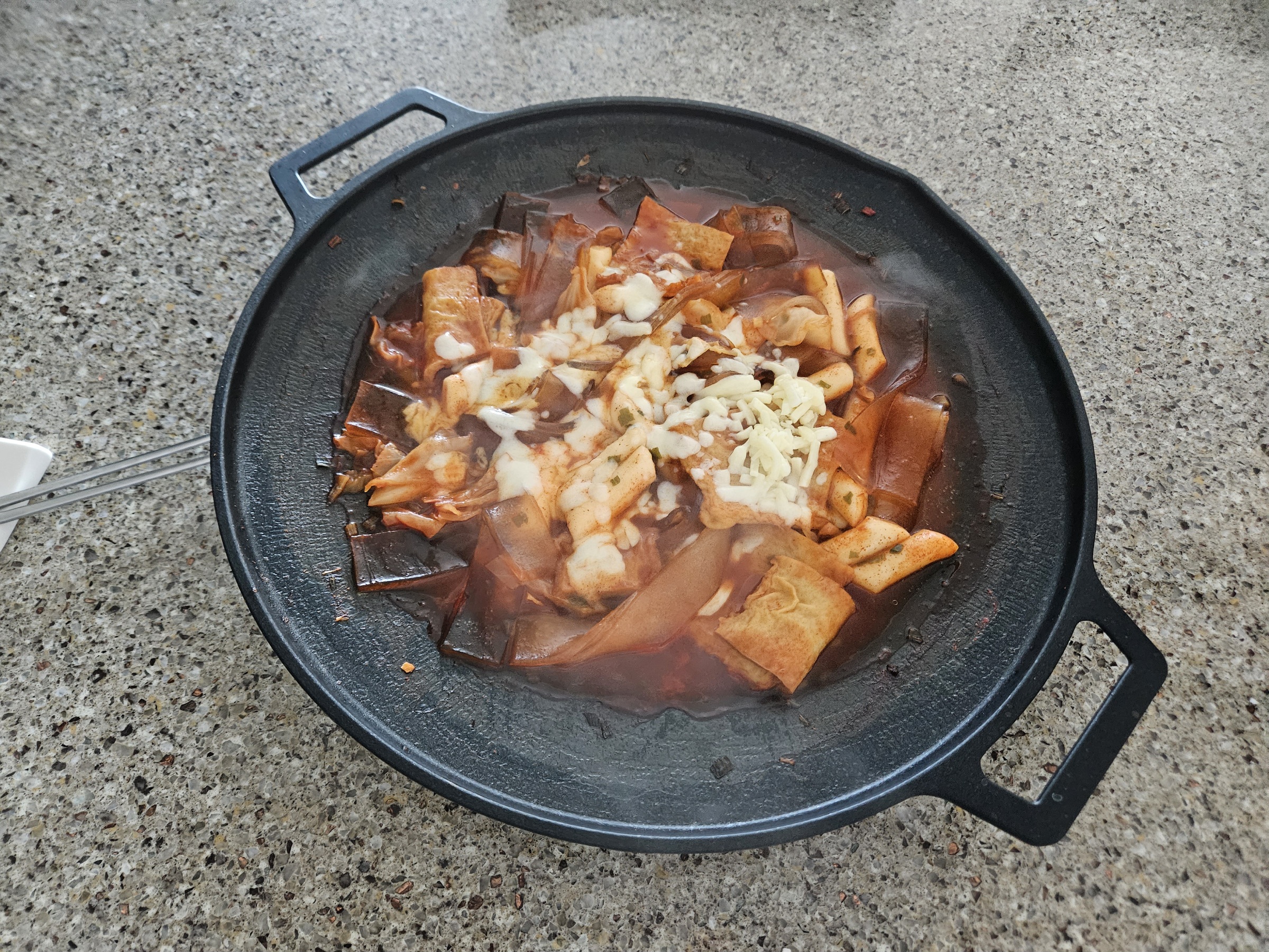 퀸센스 -그리들- 팬- 떡볶이