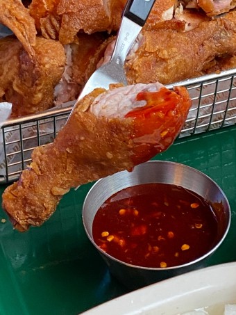 마늘통닭 콘치즈 로제치킨 