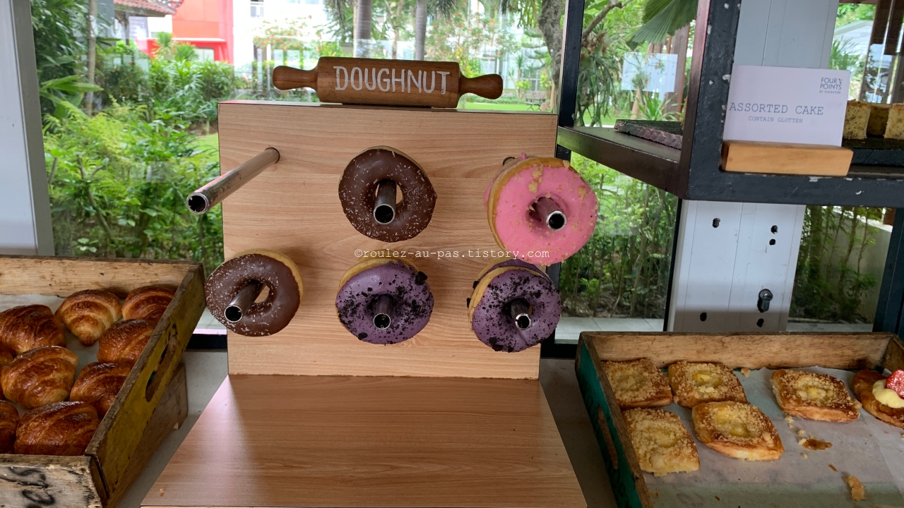 HOTEL-FPBS-BALI-UNGASAN-BF DONUT