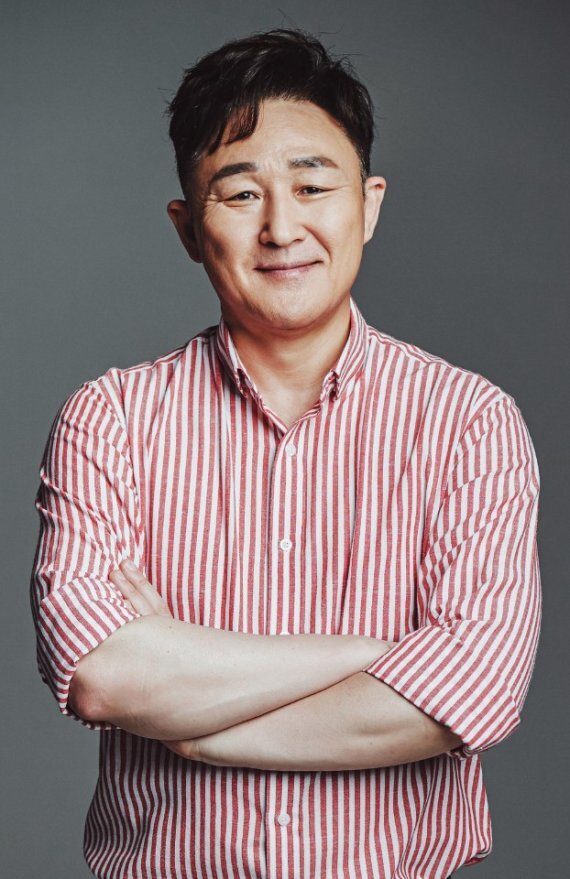 표창원 나이 프로필 교수 키 인스타 화보 정치 국회의원 과거 리즈 결혼 근황 프로파일러