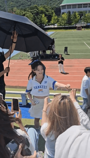img.gif