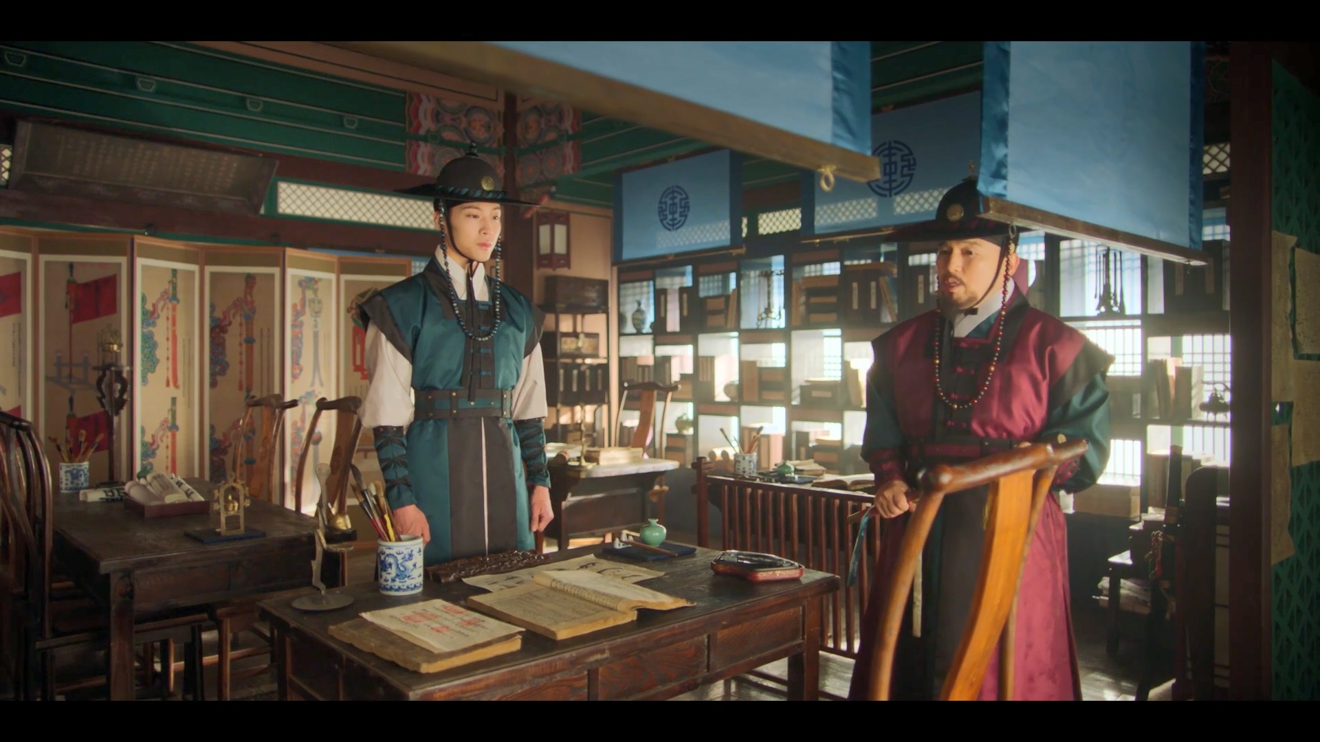 밤에피는 꽃 1화