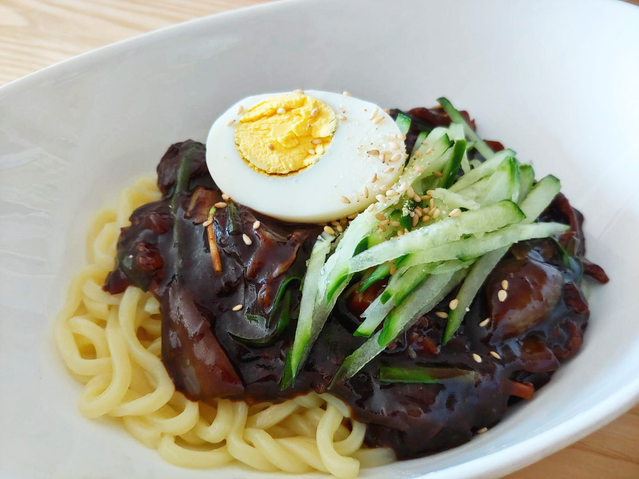 jajangmyeon (korean style black been sauce noodles)