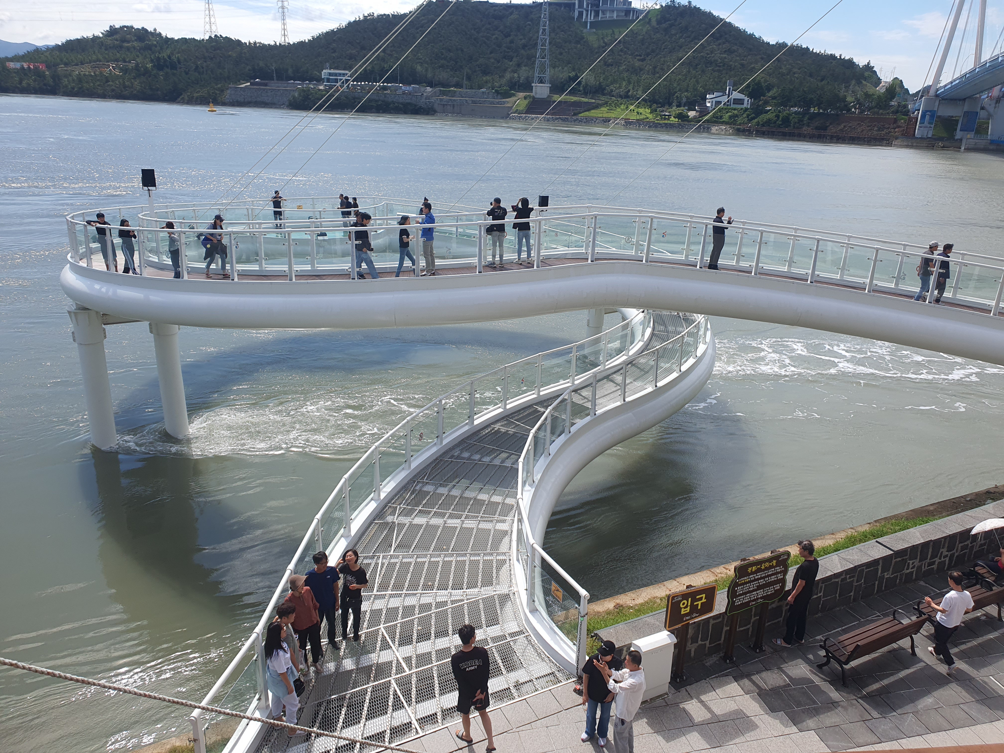 해남 우수영국민관광지 : 울둘목 스카이워크 판옥선 명량 촬영지