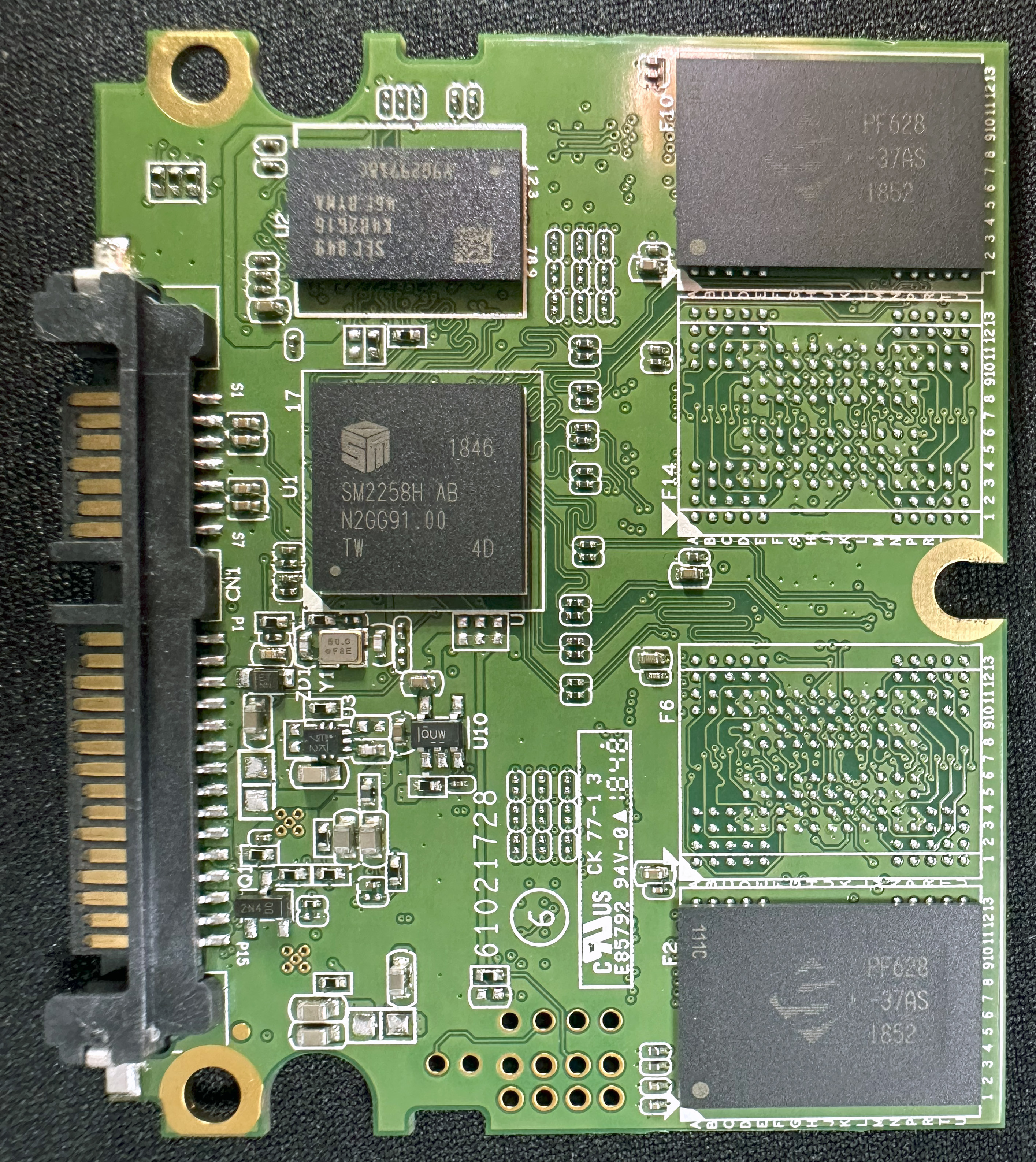 ADATA Ultimate SU800 256GB PCB Back (ASU800SS-256GT&amp;#44; 61021728&amp;#44; 2018)