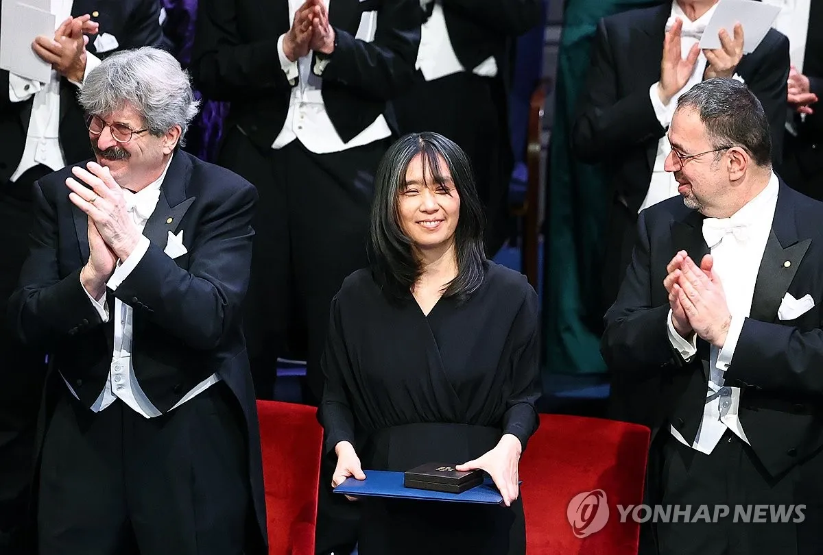 한강이 노벨 문학상을 받은 이유 완벽 분석 가이드_8