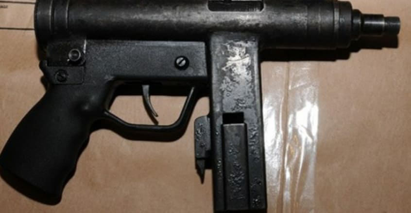  이 권총은 도대체 누가 만들었을까 ㅣ 기관단총의 종류 Unknown submachine gun with fake markings seized in Europe ㅣ VIDEO:TOP 7 Submachine Guns