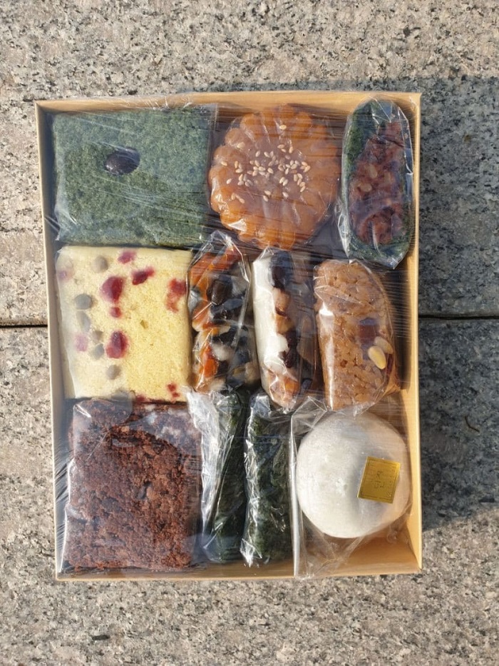  [달성 동향] 박근혜 대통령, 마을 주민에게 '이사떡' 돌려...고마운 마음 전해