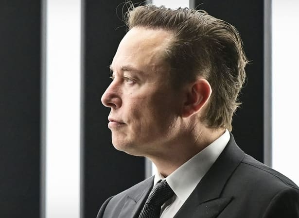 머스크&#44; 미국 달러 전망에 우려 표명...기축 통화 지위 상실 가능성도 Elon Musk Sounds Alarm About US Dollar: ‘Serious Issue’