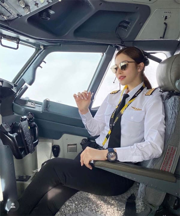 세계 최고의 미녀 파일럿? VIDEO:The Most Beautiful Female Pilot?