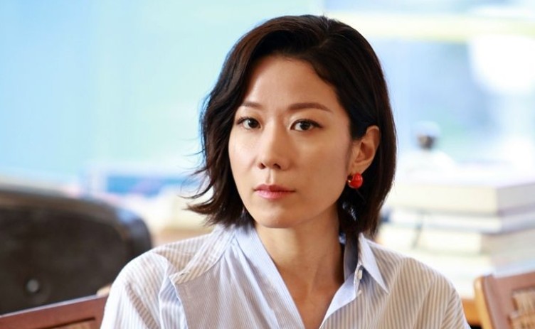 ‘라이딩 인생’ 전혜진, 故 이선균 사별 후 첫 공식석상…워킹맘으로 돌아오다