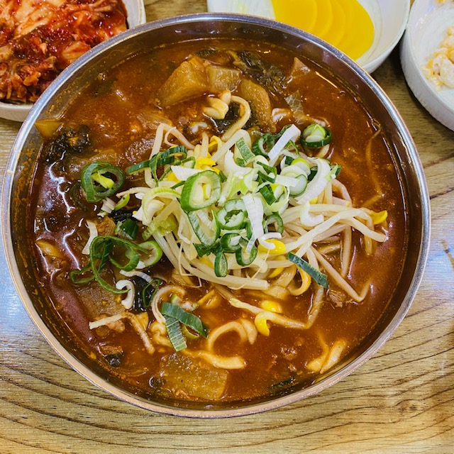  의정부 무해정 육개장칼국수 밥까지 말아 클리어