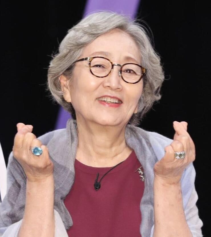 배우-김영옥
