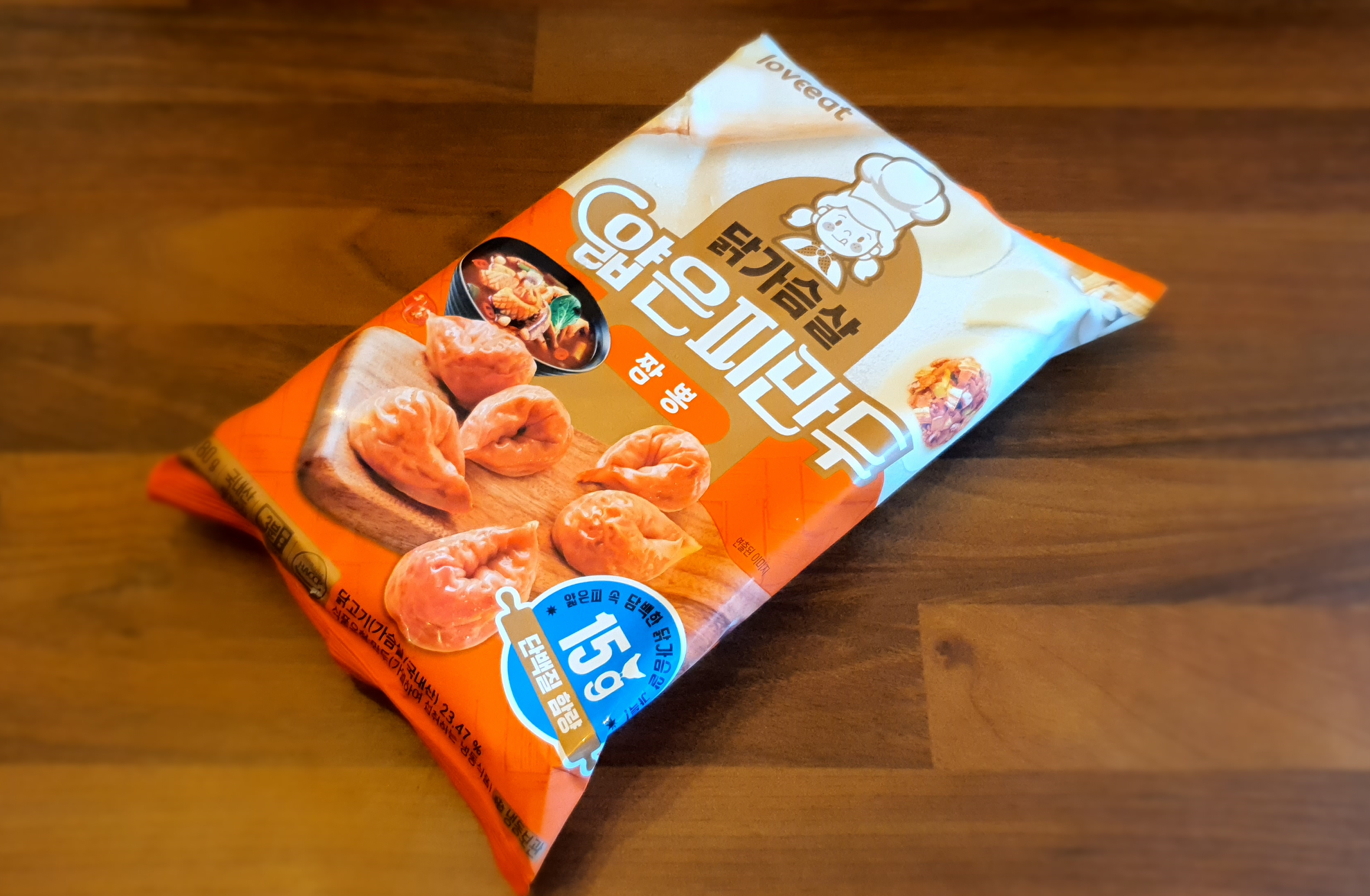  러브잇 '닭가슴살 얇은피만두 짬뽕' 리뷰, 얼큰하구만!