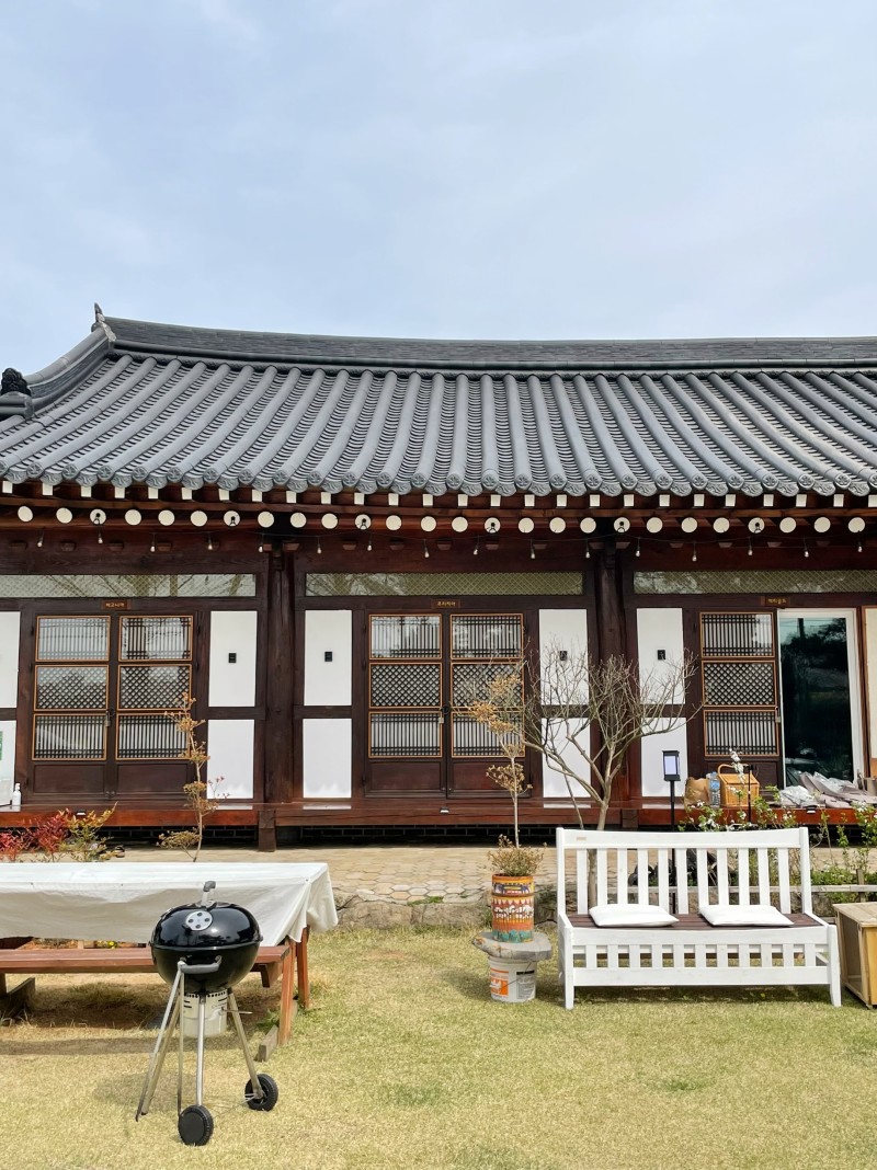  전남 애견동반 펜션 영암 연희한옥 숙소