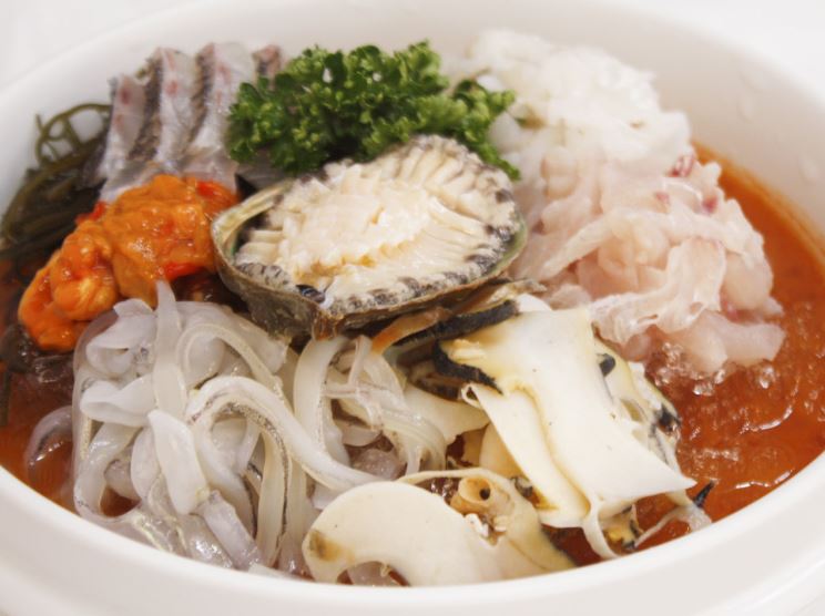  강원도 속초 맛집, 물회 유명한 봉포머구리집