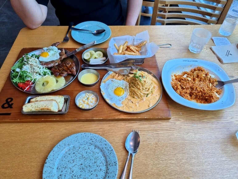  인계동 서가앤쿡 / 오랜만에 먹어도 맛있죠