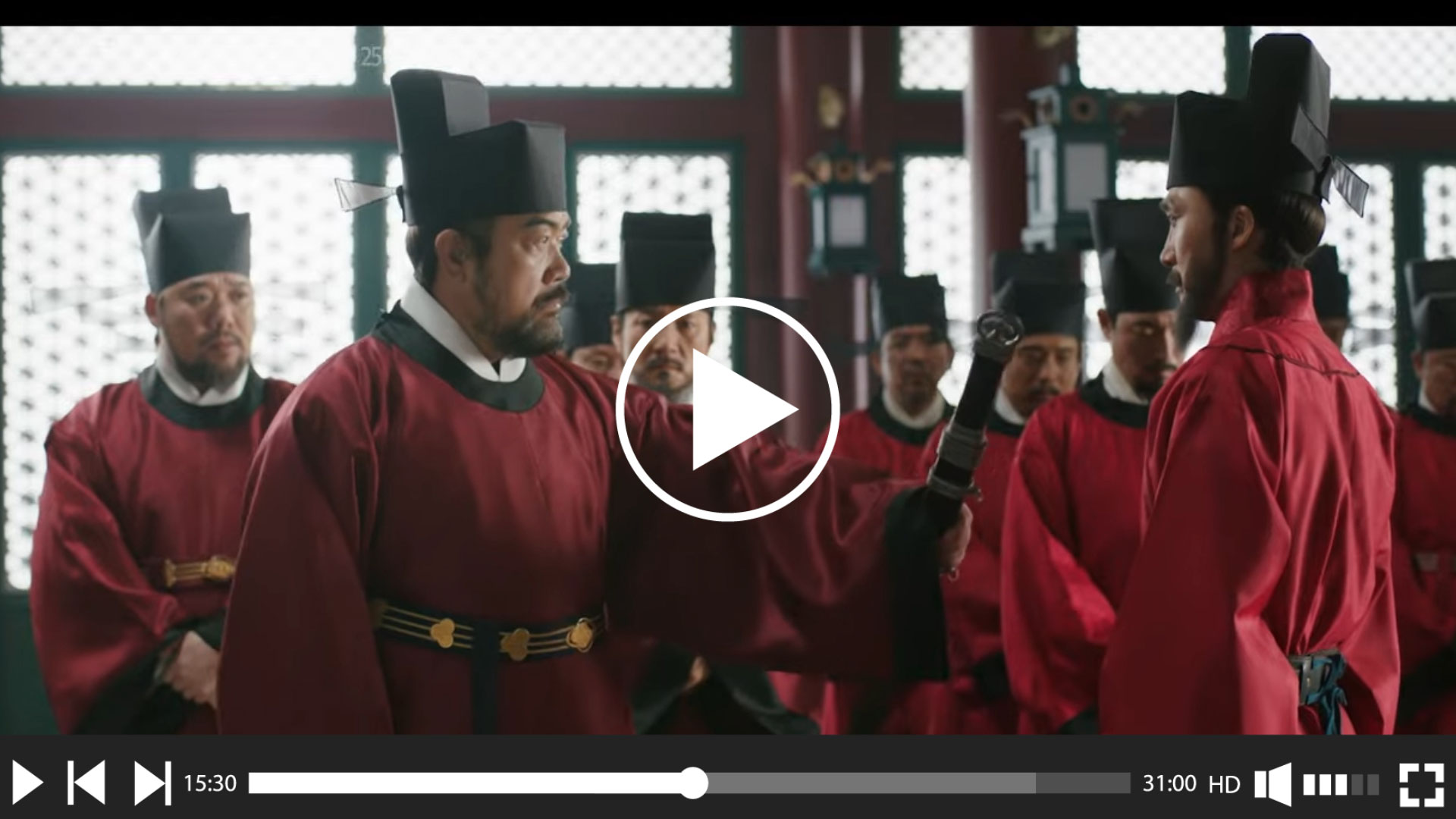  생활 속 필수 꿀팁을 알려주는 남자