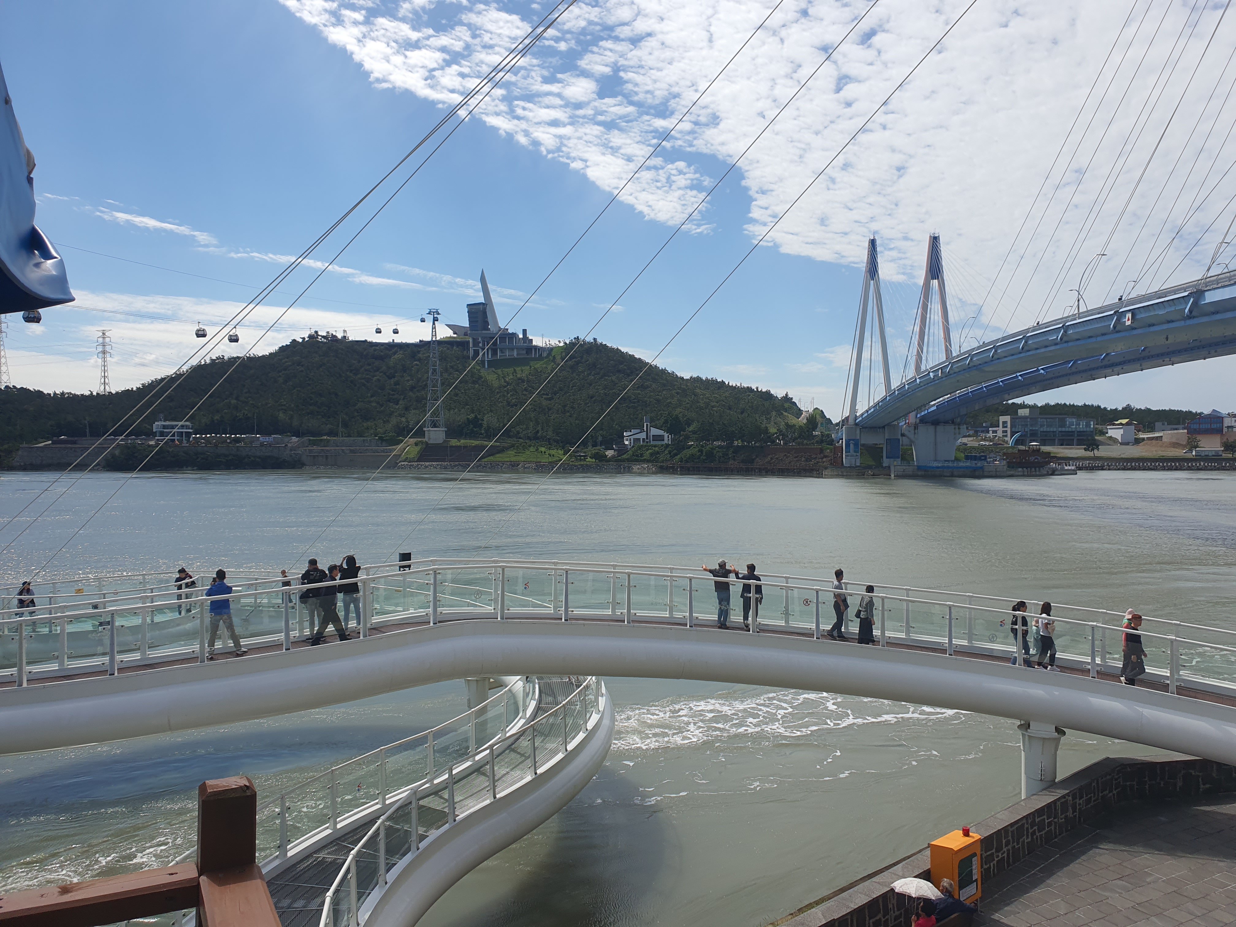 해남 우수영국민관광지 : 울둘목 스카이워크 판옥선 명량 촬영지