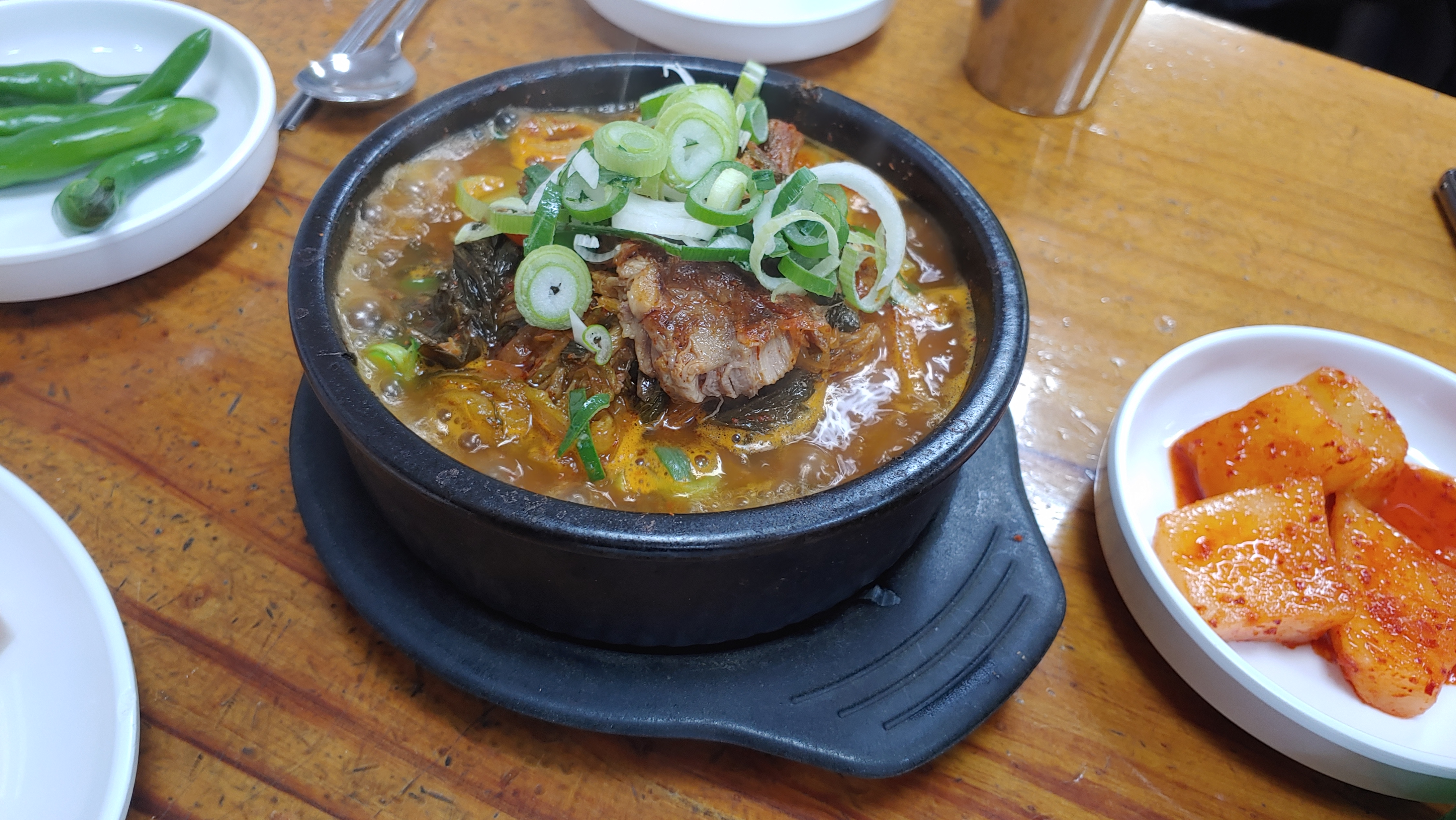  꾸준히 인기 있는 비결, 아차산 청진동해장국