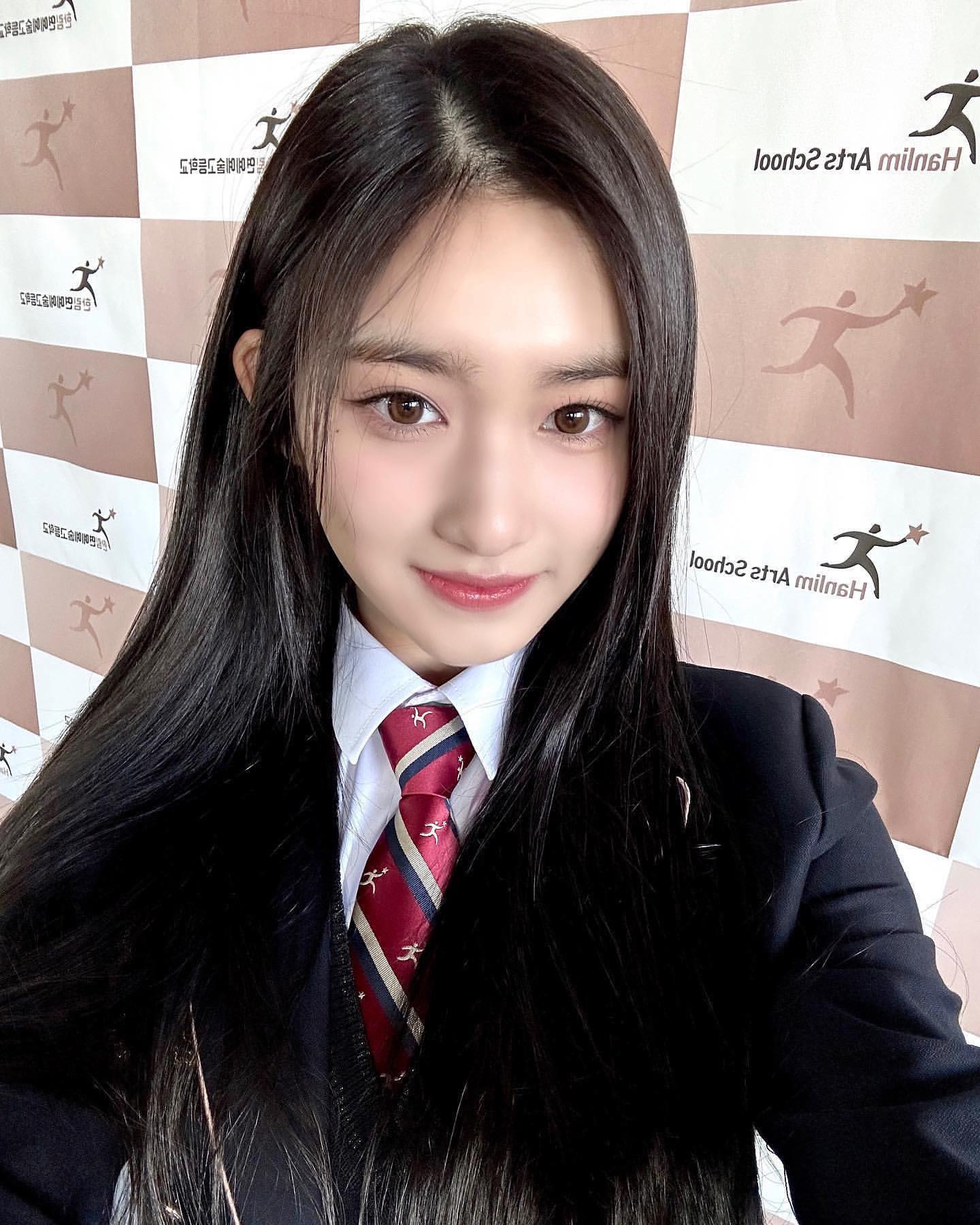  [이서Leeseo] 인스타 instagram 23.03 (2)