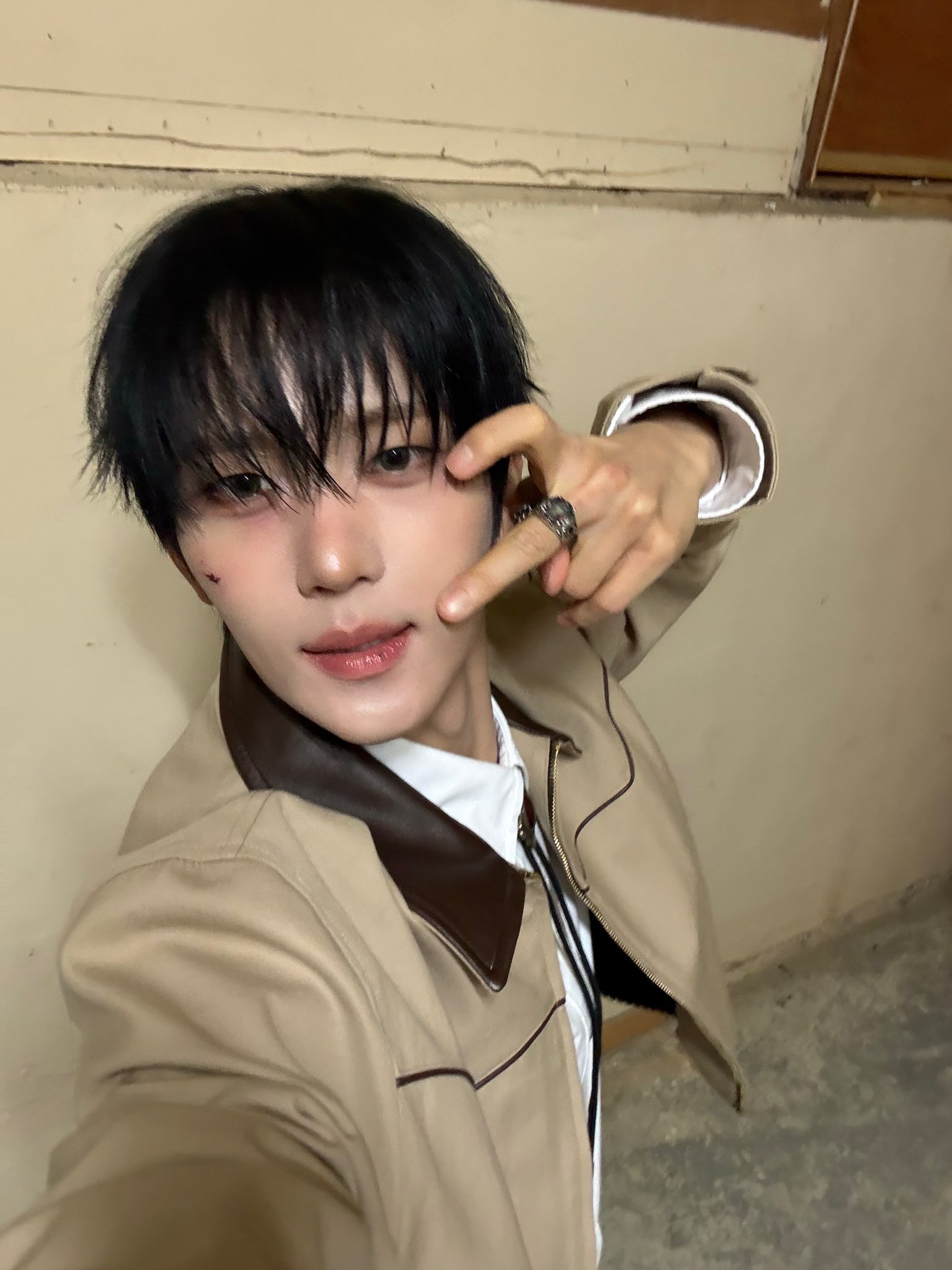 멤버들마다 비주얼 개성이 뚜렷한 아이돌...jpg | 인스티즈