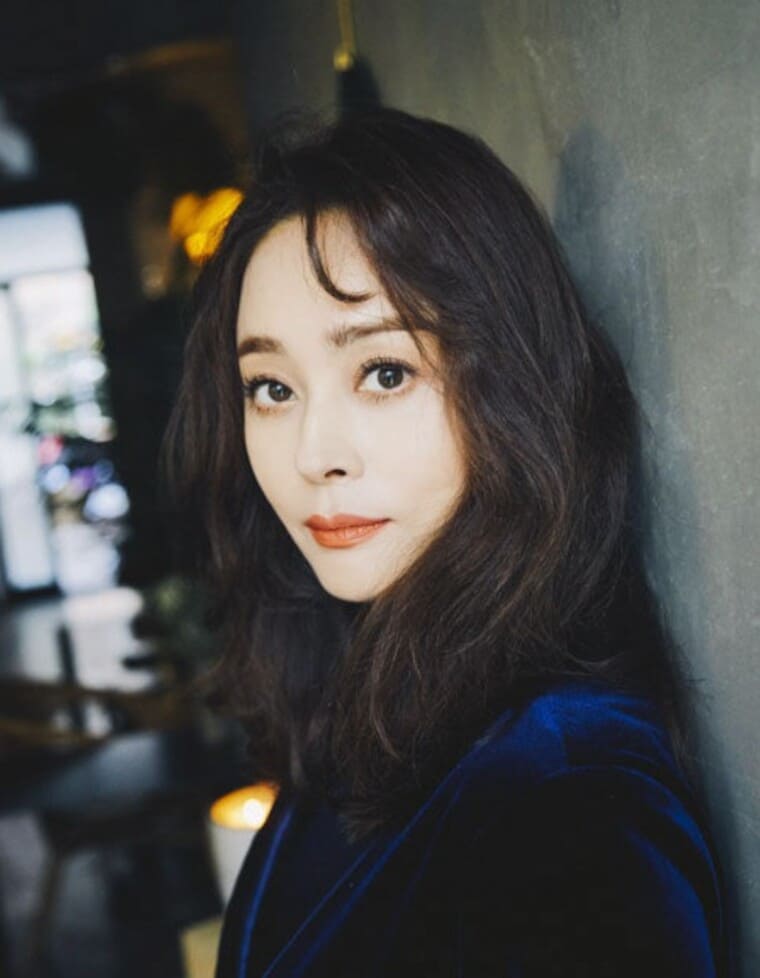 배우-우희진