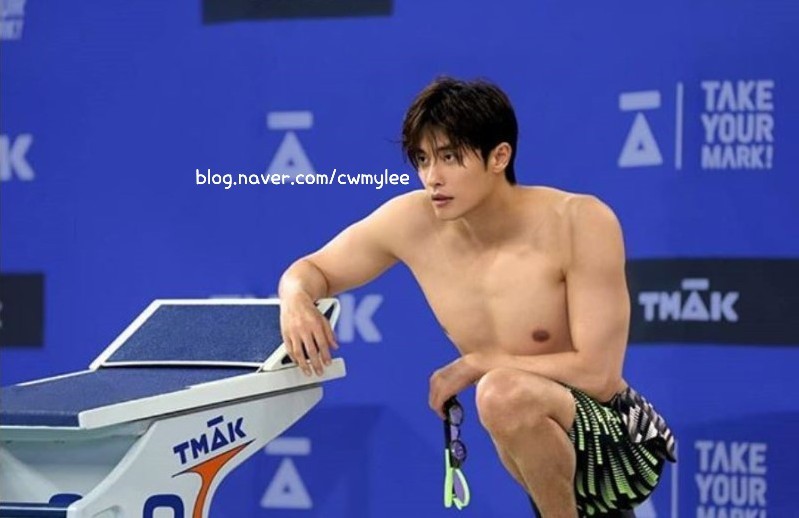 차이 혜성 나이 학력 고향 프로필 샤이니키 박나래 기안84 성훈 이사 화사 422회 2022 나홍산 나홍자산다 달력 구매정보 20일 자정 파는곳 전현무 집아파트 위치 124